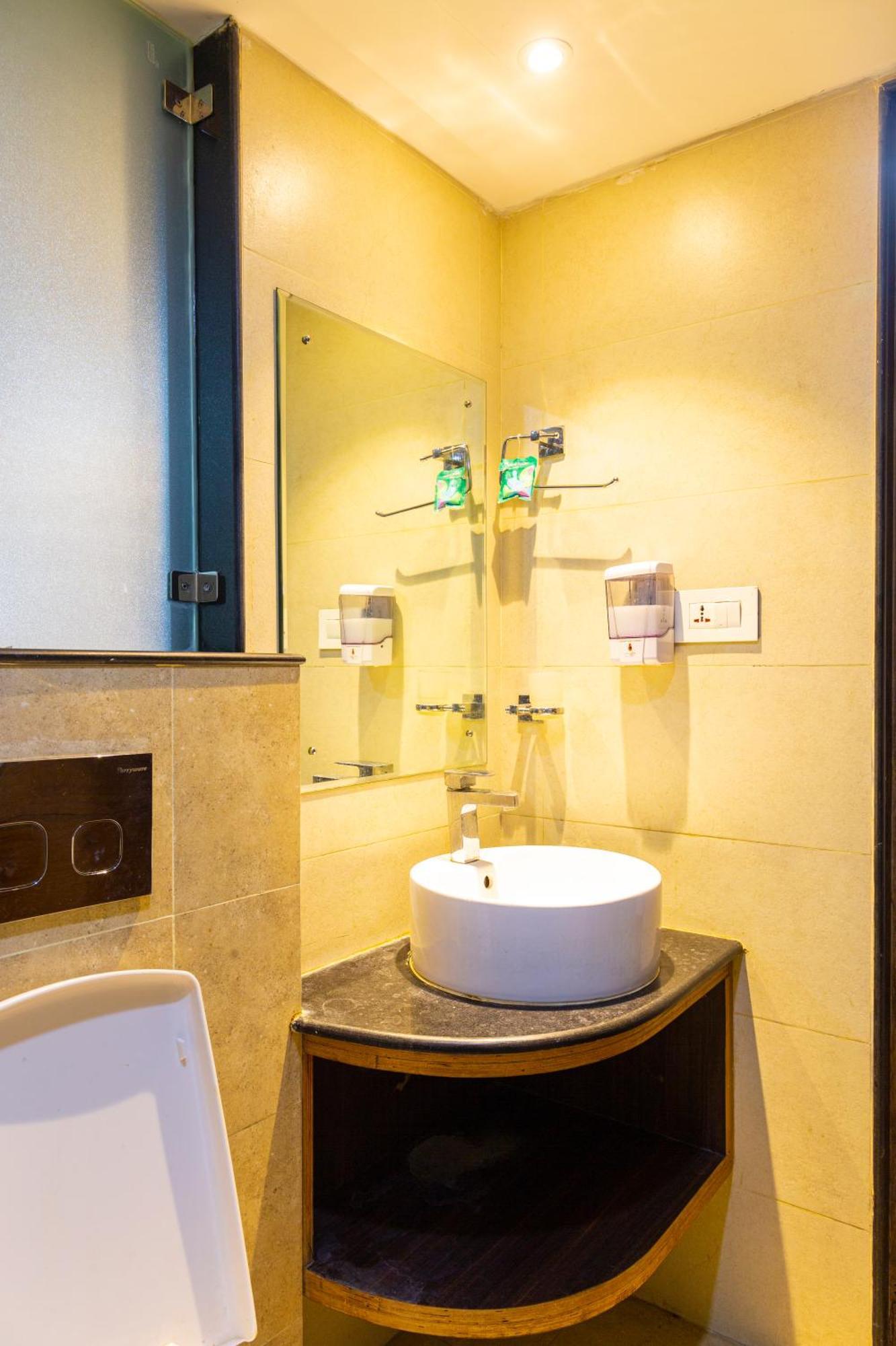 Hotel Tradition & Spa Katmandou Extérieur photo